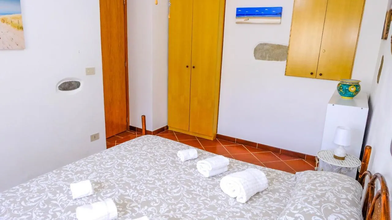 La Casa Dei Due Ulivi Villa Capo dʼOrlando Semesterbostad